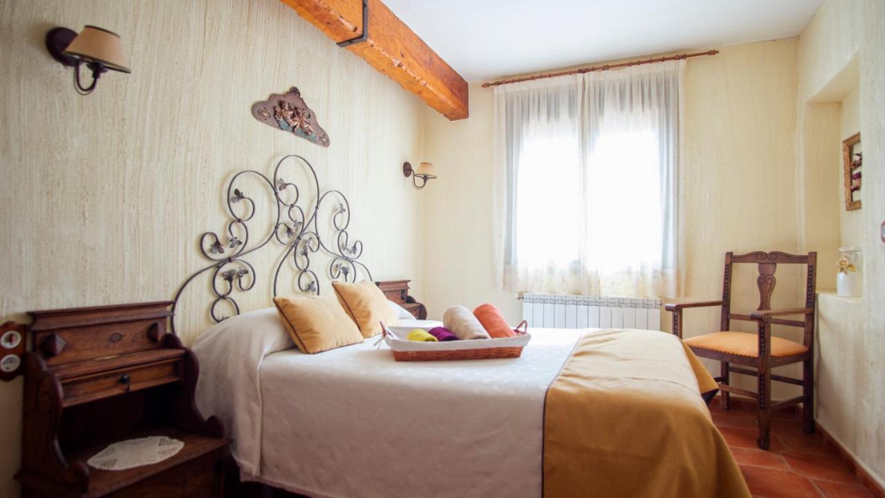 Casa Rural Santa Elena Villafranca de los Caballeros Bagian luar foto